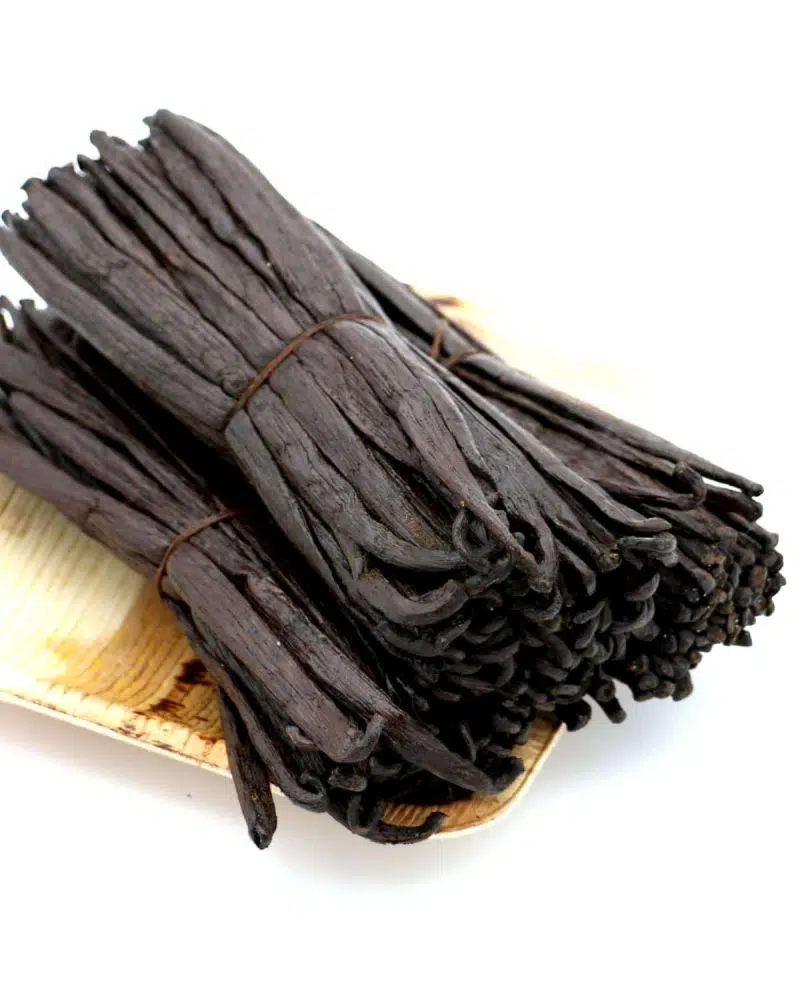gousses de vanille etal des epices