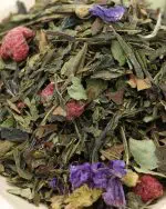 gros plan the vert violette framboise