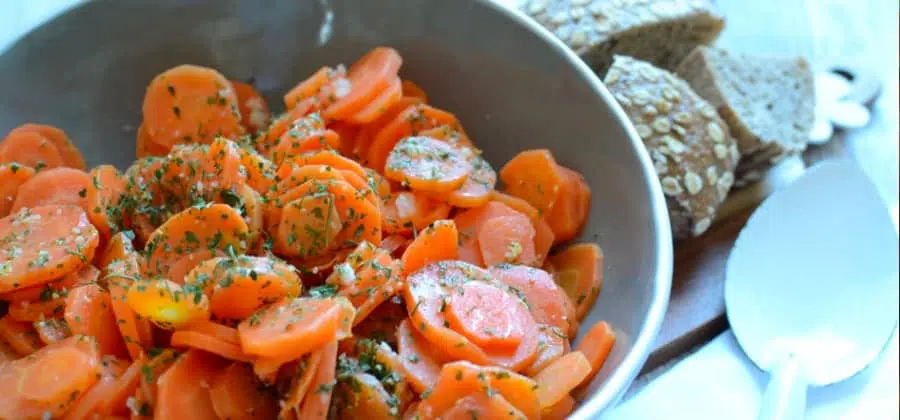 recette salade carottes cuites persillade
