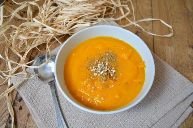 Velouté de potimarron et panais au safran