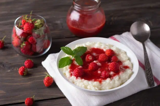 Riz au lait et fraises poivre de penja