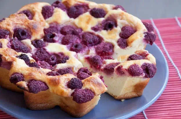 Gâteau léger framboise et cardamome
