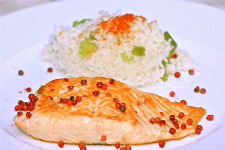 Filets de saumon aux baies roses