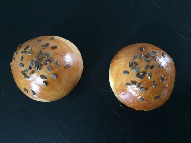 Mini pain hamburger aux graines de lin