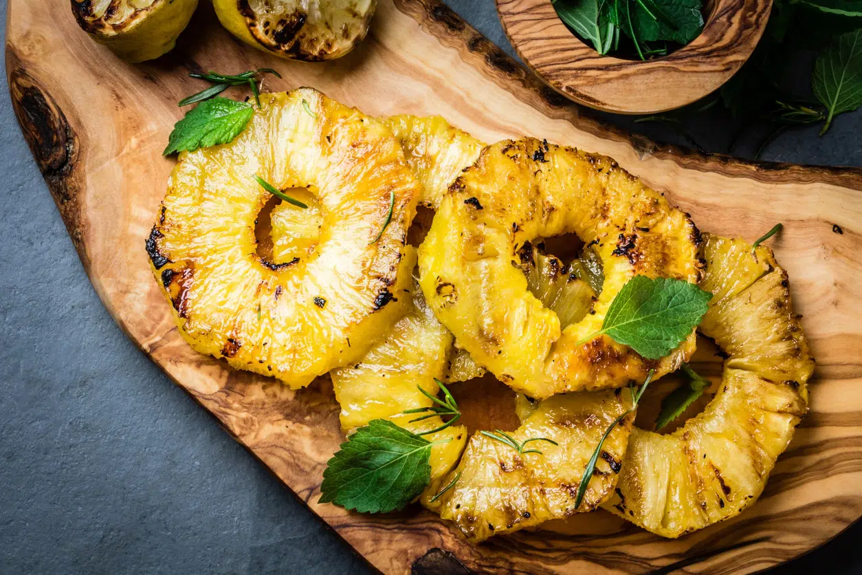 ananas rôti au poivre de timut