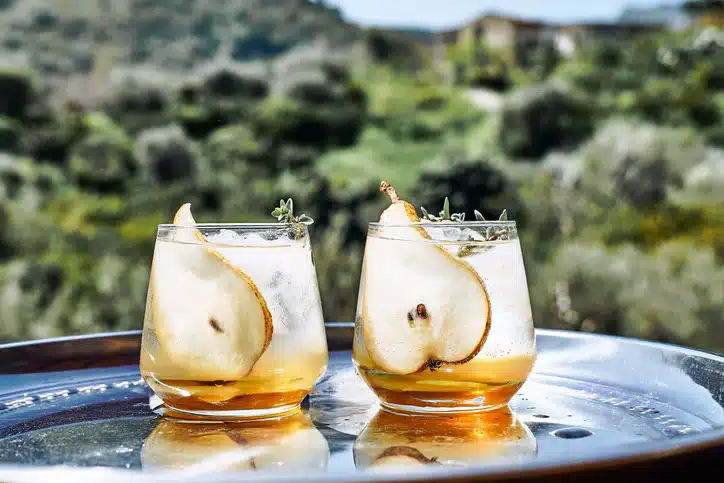 Mocktail au thé blanc et à la poire