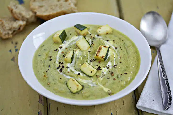 Purée de courgettes au macis